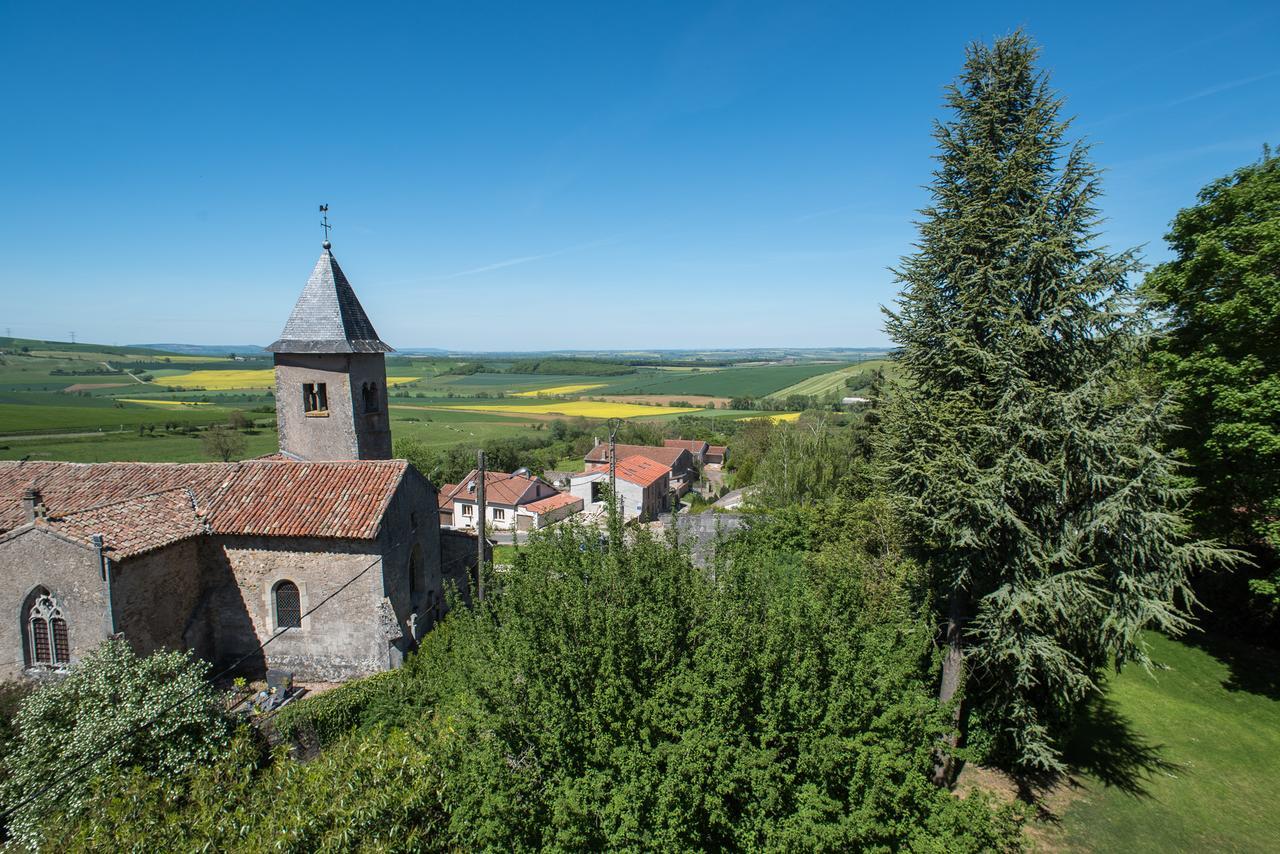 Bed And Breakfast Le Chateau De Morey Belleau Exterior photo